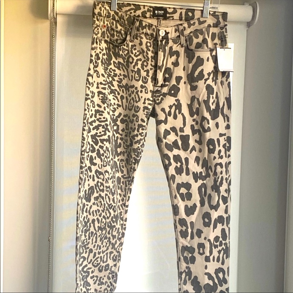 Hudson leopard 🐆 print jeans! Size 30